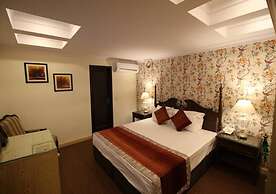 Adb Rooms The Oak Tree House