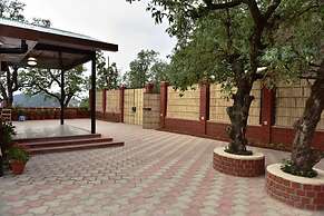 Adb Rooms The Oak Tree House