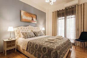 Nicholas Point Apartments and Rooms