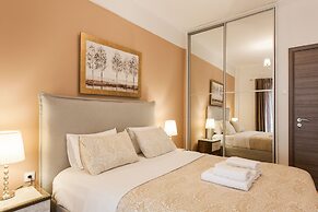 Nicholas Point Apartments and Rooms