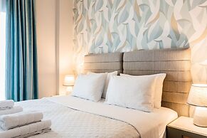 Nicholas Point Apartments and Rooms