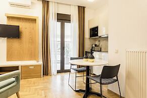Nicholas Point Apartments and Rooms