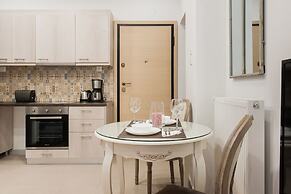Nicholas Point Apartments and Rooms