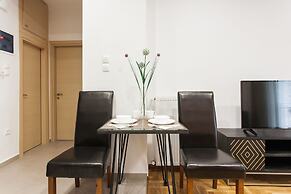 Nicholas Point Apartments and Rooms
