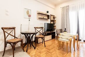Nicholas Point Apartments and Rooms