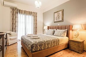 Nicholas Point Apartments and Rooms