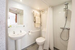 Llanerchindda Farm Guest House