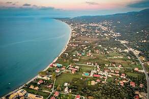 Olive Garden Studios & Apts