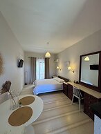 Olive Garden Studios & Apts