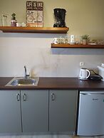 Olive Garden Studios & Apts