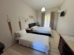 Olive Garden Studios & Apts