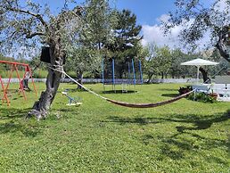 Olive Garden Studios & Apts