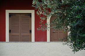 Olive Garden Studios & Apts