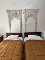 Olive Garden Studios & Apts