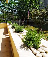 Olive Garden Studios & Apts