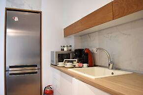 Armonia Deluxe Apt Must