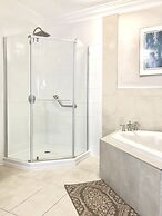 Greenview Manor Luxury Bed & Breakfast