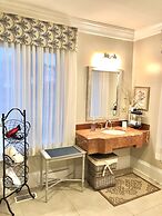 Greenview Manor Luxury Bed & Breakfast