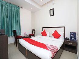 OYO 27921 Hotel Shalimar