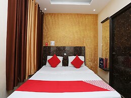 OYO 28440 Mk Hotel And Restaurant