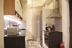 Lotus Deluxe Apt Must