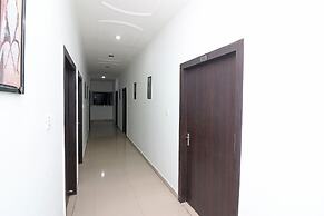 OYO 24199 Hotel Ojus Tower