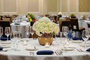 Higgins Hotel, Official Hotel of The National WWII Museum, Curio Colle