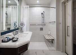 Higgins Hotel, Official Hotel of The National WWII Museum, Curio Colle