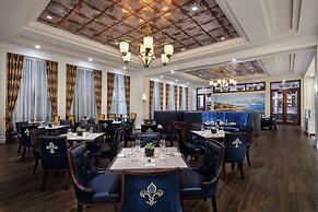 Higgins Hotel, Official Hotel of The National WWII Museum, Curio Colle