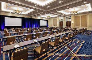 Higgins Hotel, Official Hotel of The National WWII Museum, Curio Colle