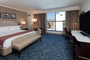 Higgins Hotel, Official Hotel of The National WWII Museum, Curio Colle