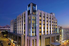 Higgins Hotel, Official Hotel of The National WWII Museum, Curio Colle