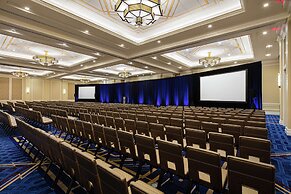 Higgins Hotel, Official Hotel of The National WWII Museum, Curio Colle