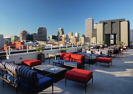 Higgins Hotel, Official Hotel of The National WWII Museum, Curio Colle