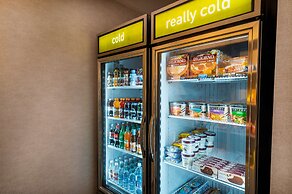 Home2 Suites by Hilton Bakersfield