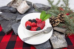 A Bear and Bison Inn