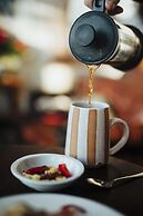 A Bear and Bison Inn