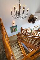 A Bear and Bison Inn