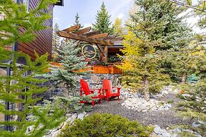 A Bear and Bison Inn