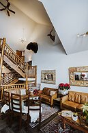 A Bear and Bison Inn