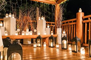 A Bear and Bison Inn