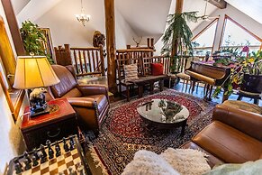 A Bear and Bison Inn