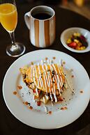 A Bear and Bison Inn