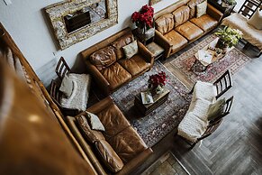 A Bear and Bison Inn