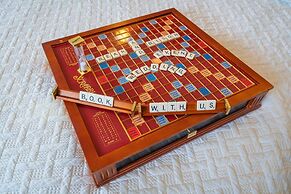 A Bear and Bison Inn