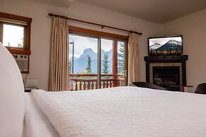 A Bear and Bison Inn