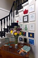 A Touch of English Bed & Breakfast