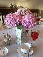 A Touch of English Bed & Breakfast
