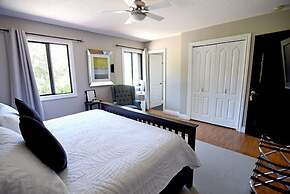 A Touch of English Bed & Breakfast