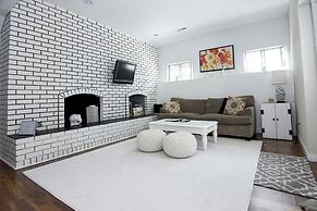 A Touch of English Bed & Breakfast